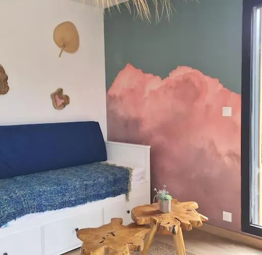 Superbe A 8mn En Voiture De La *