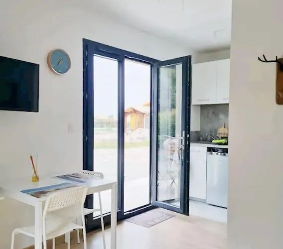 Appartement Superbe A 8mn En Voiture De La Linxe